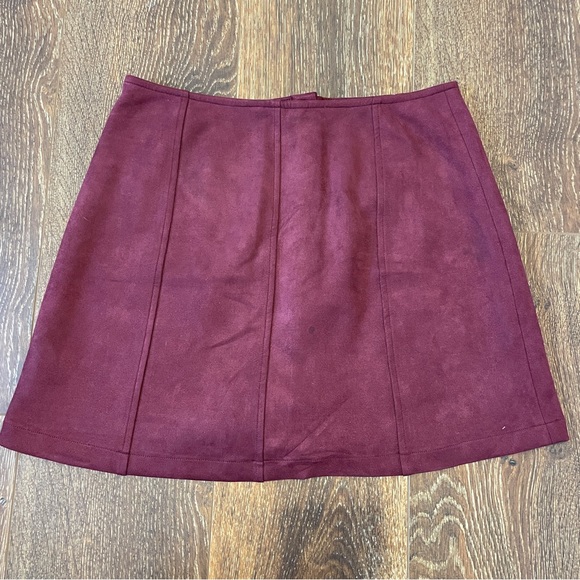 Women’s Jack by BB Dakota Suede Look Skirt Small - Picture 3 of 4